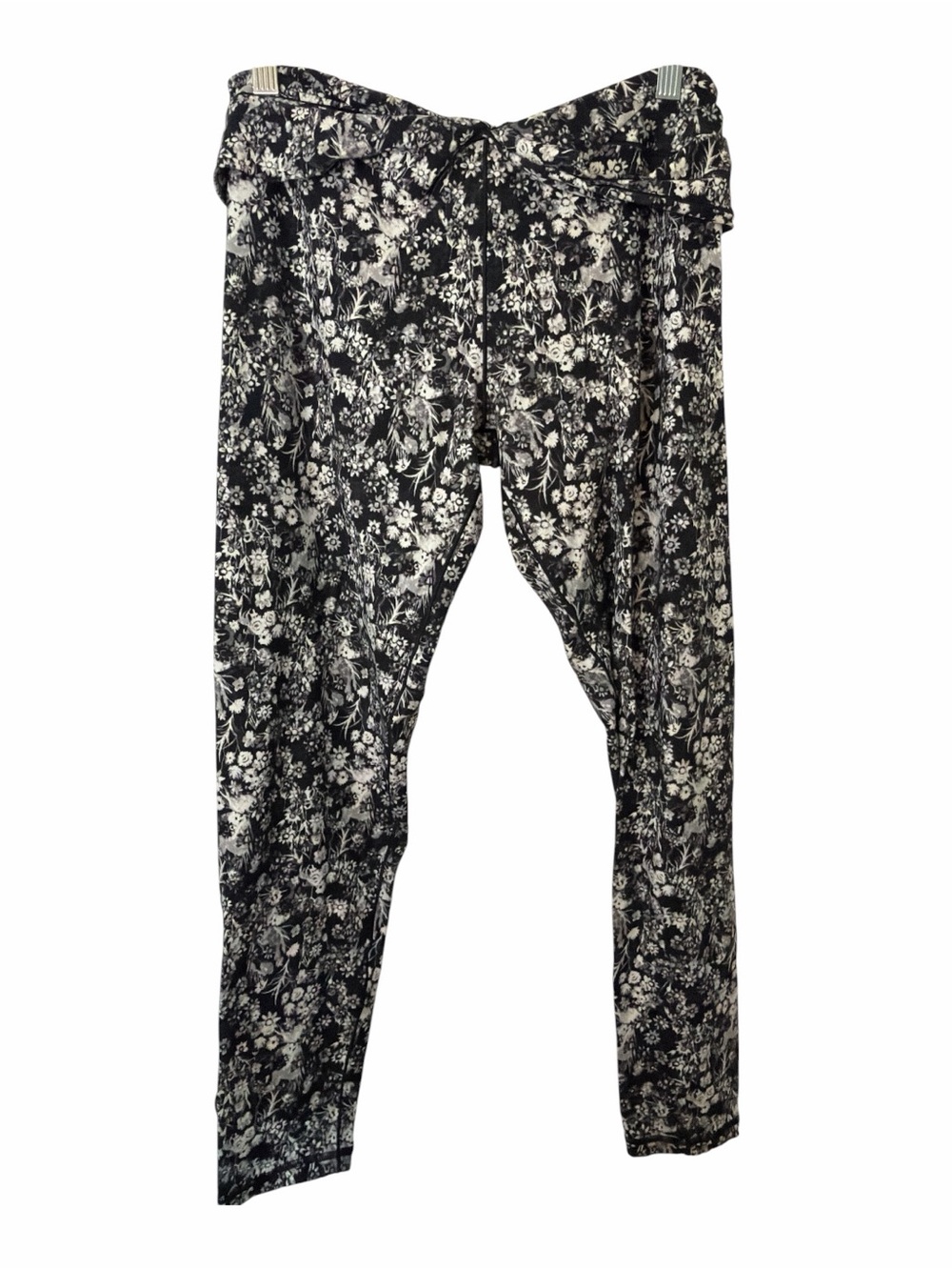 Aerie Offline Real Me Crossover Cut Out 7/8 Leggings Black White Floral Hi Rise